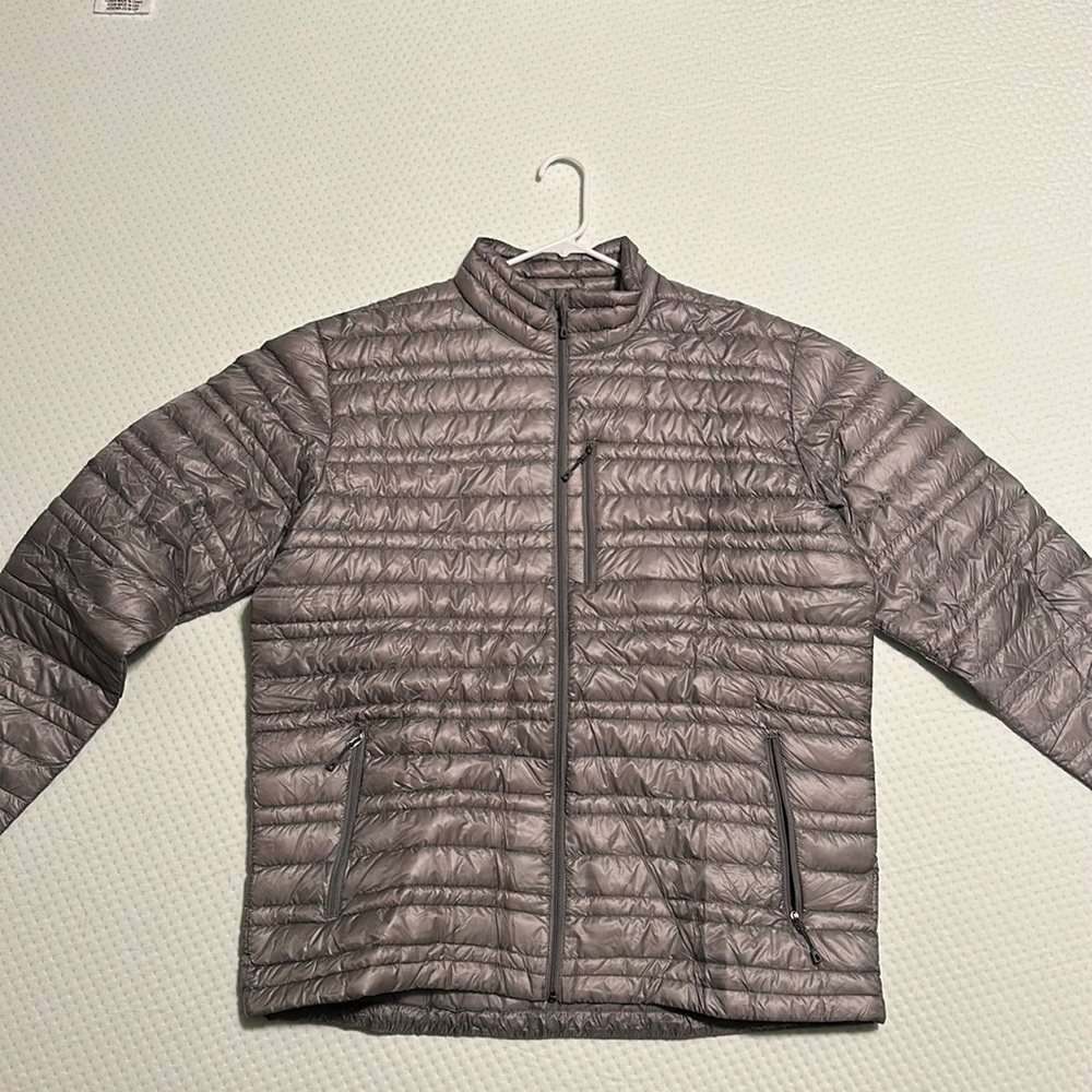Patagonia light puffy jacket